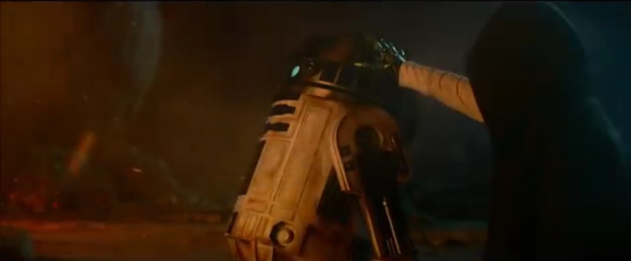 Everyones favorite beeping robot R2-D2 rolls back onto the screen and into action (as well as into danger).