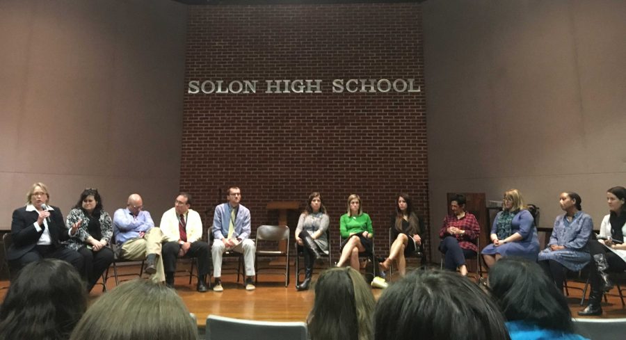 SHS Girl Up hosts teacher panel, student discussion