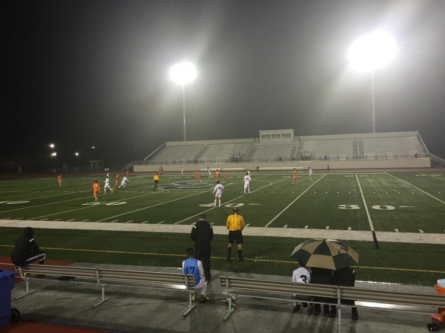 Solon boys soccer cruises to district semifinals