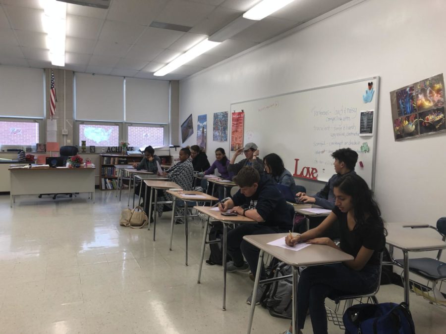 Nanci Bush's 7th period AP English Language and Composition class. Photo taken by Lara Decastecker.