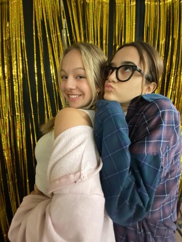 Courier Staff Kate Rose & Emma Wellman discuss body image on podcast