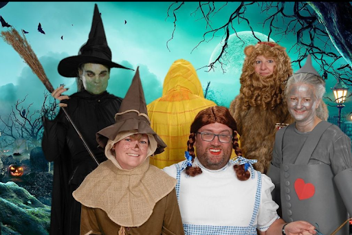 The Foreign Language Department’s Wizard of Oz Costumes for Halloween 2023 from STUCO Instagram-- @solon.stuco.